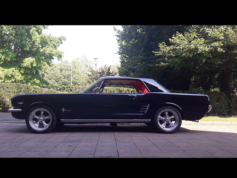 010_Formule_mustang_olivevenements_location_limousine_prestige__visite_tournai